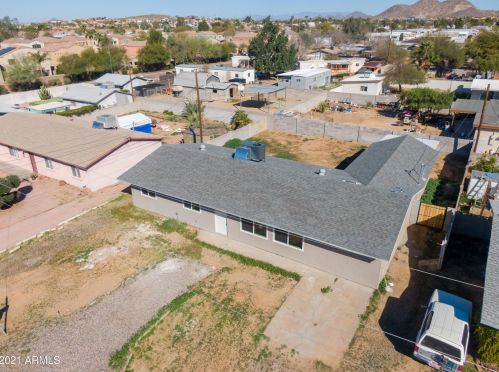 1942 Campo Bello Dr, Phoenix AZ 85032-2051 exterior