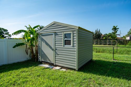 1080 Romaine Ln, Fort Pierce FL 34953-3675 exterior