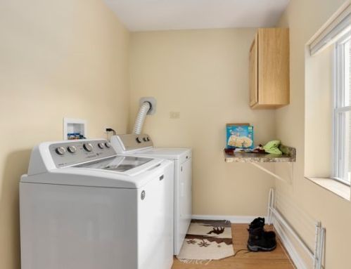 2639 Armitage Ave, Chicago IL 60707-3320 exterior