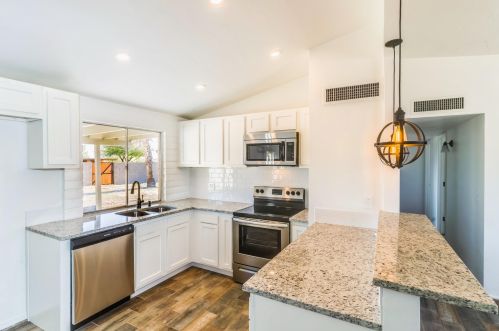 3051 Eastview Ave, Tucson AZ  85730-2905 exterior