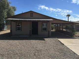 511 Mission Ln, Phoenix AZ  85020-2574 exterior
