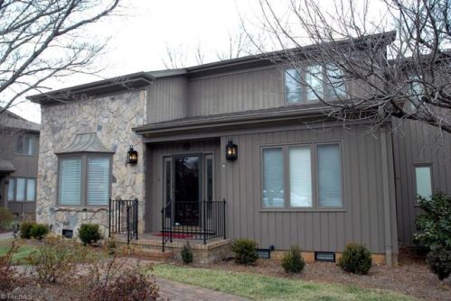 22 Ramsgate Ct, Greensboro, NC 27403-1090