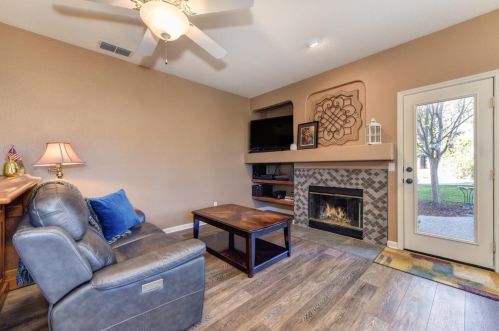 1079 Mallard Cir, Folsom CA 95630-7507 exterior