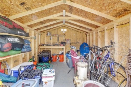 30 Mount Pleasant Pkwy, Livingston NJ  07039-2821 exterior