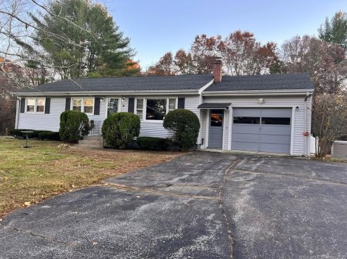 31 Gendreau Dr, Killingly, CT 06241-2004