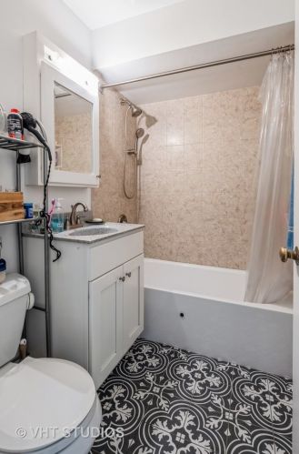 4700 Ashland Ave, Chicago IL 60640-3470 exterior