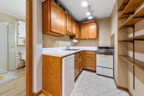 1229 Woodland Trl, Waterford MN 55057 exterior