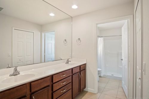 7 Huarte Way, Fort Pierce FL 34952-8517 exterior