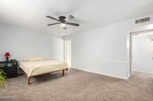 8022 32nd Ave, Phoenix AZ  85051-6214 exterior