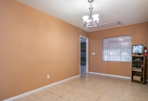 503 131st Ave, Tampa FL  33612-3451 exterior