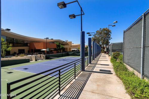 4442 Camelback Rd, Phoenix AZ  85018-2838 exterior