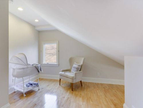 1815 Juliet Ave, Saint Paul MN 55105-2124 exterior