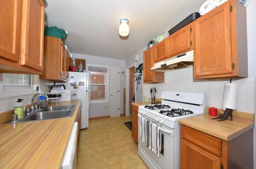 2156 71, Milwaukee WI 53213-1802 exterior