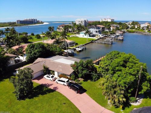 14 Hawk St, Naples FL 34113-4014 exterior