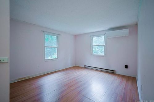 81 Rte 80, Deep River CT 06419-1429 exterior