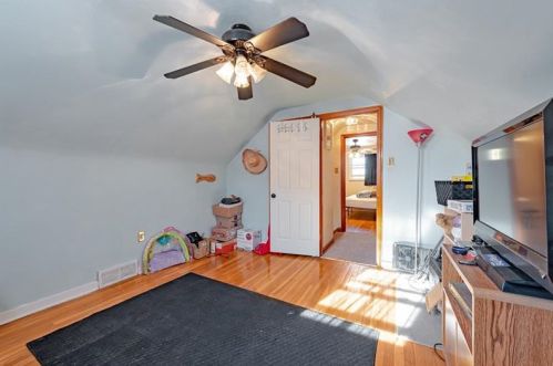 631 Corbin St, Pittsburgh PA 15122-2003 exterior