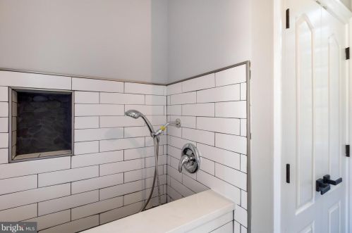 7725 16th St, Washington DC  20012-1460 exterior