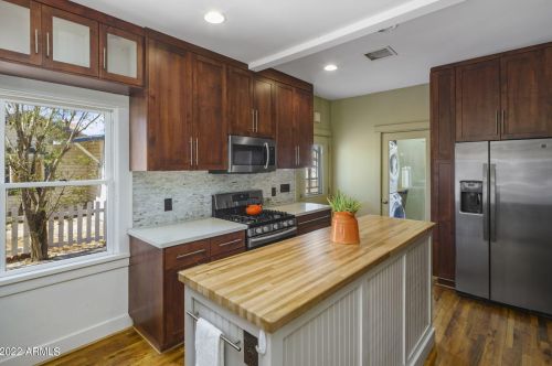 1118 12 St, Phoenix AZ 85086-7350 exterior