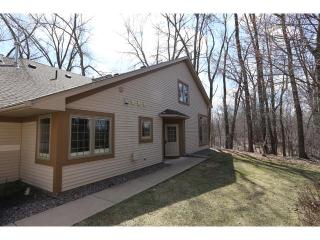 2050 Holloway Ave, Saint Paul, MN 55109-3907