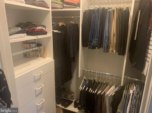 3357 Woodland Cir, Huntingdon Valley PA 19006-4246 exterior