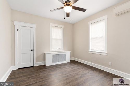 107 Collings Ave, Camden NJ  08108-3014 exterior