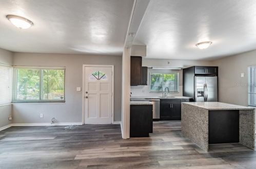 1214 24th Ave, Tampa FL 33605-2173 exterior