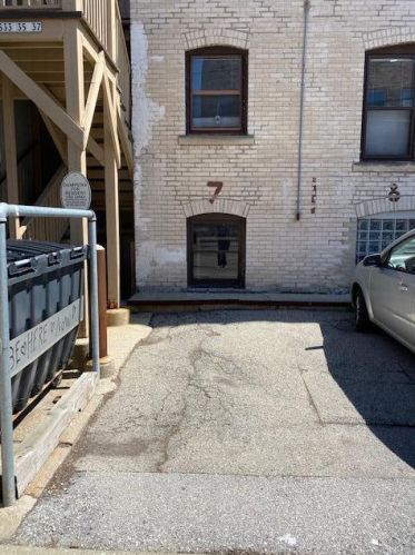 2533 Downer Ave, Milwaukee WI  53211-4239 exterior