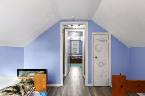 1349 6 St, Saint Paul MN 55106-4801 exterior