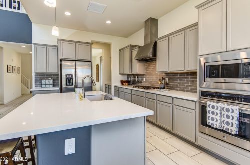 31314 1 Pl, Phoenix AZ 85022-2316 exterior