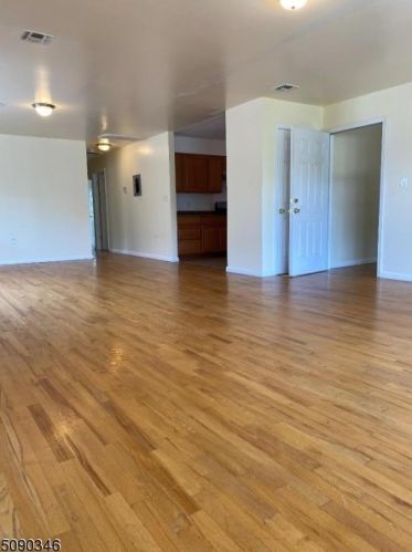 362 7th St, Newark NJ  07107-1731 exterior