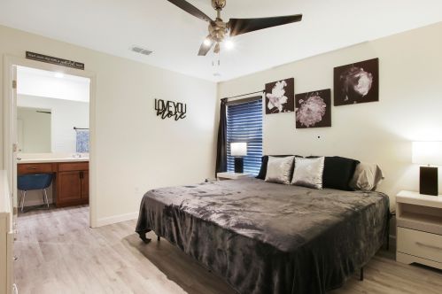 275 Ridgecrest Dr, Fort Pierce FL  34953-8305 exterior