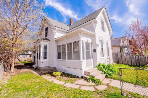 687 Euclid St, Saint Paul, MN 55106-5508