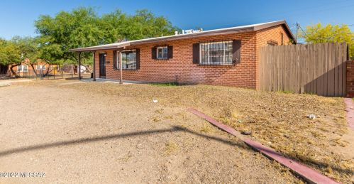 1575 Grant Rd, Tucson AZ  85719-3313 exterior