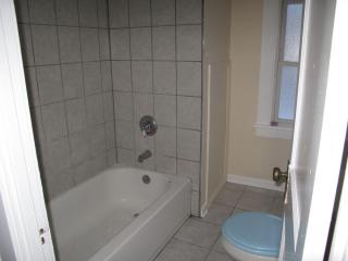 18516 Winslow Rd, Cleveland OH  44122-4815 exterior