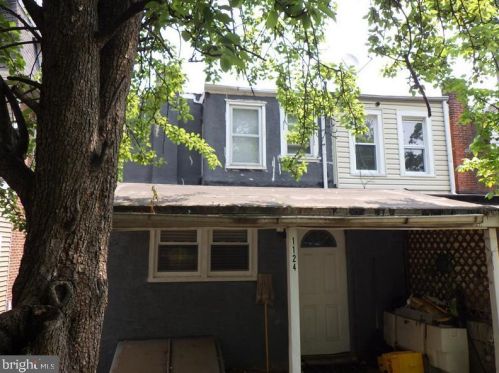 1124 Kerlin St, Chester, PA 19013-3703