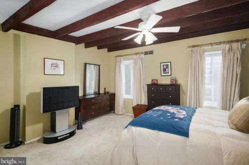 1734 Addison St, Philadelphia PA 19143-1107 exterior