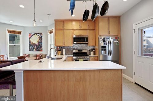 3916 5th St, Washington, DC 20011-5922