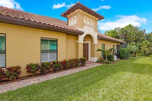 6589 Roma Way, Naples FL  34113-1720 exterior