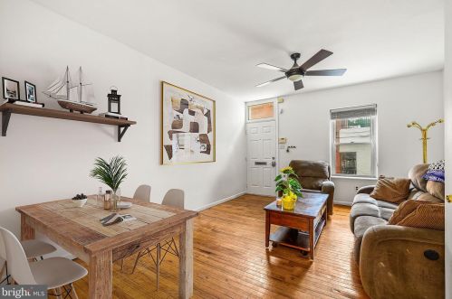 606 Kater St, Philadelphia, PA 19147-2136