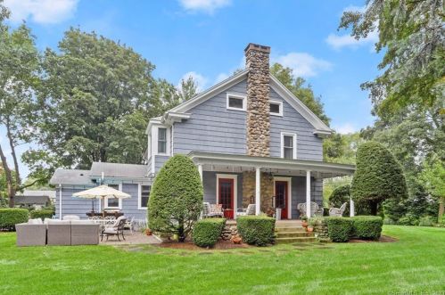 197 Newtown Ave, Norwalk CT 06851-2326 exterior