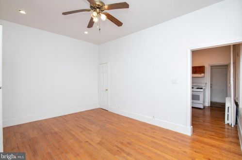 5032 Hazel Ave, Philadelphia PA 19143-1621 exterior