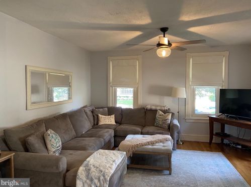 19 Summit Ave, Tavistock NJ  08033-3315 exterior