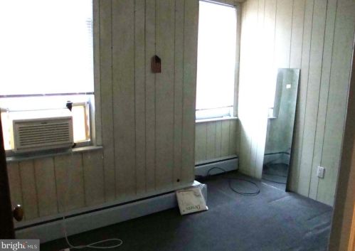 1124 Genesee St, Trenton NJ 08611-1907 exterior