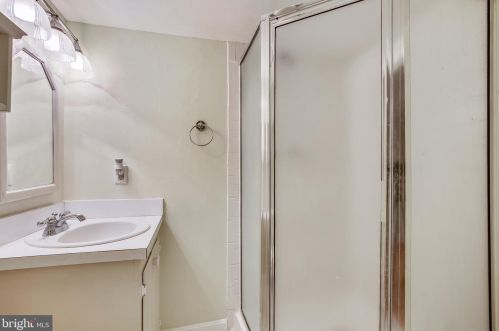 311 Kentucky Ave, Alexandria VA 22305 exterior