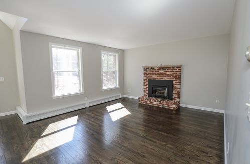 87 Blacksnake Rd, Seabrook NH 03874-4310 exterior