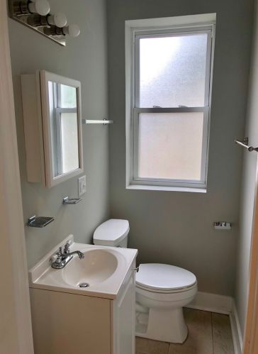 5437 Monroe St, Chicago IL 60644-4680 exterior