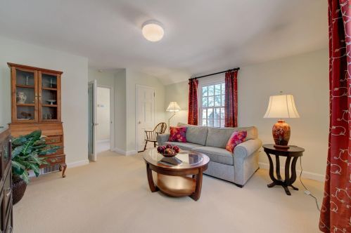 1206 Bayard Ave, Saint Paul MN 55116-1637 exterior