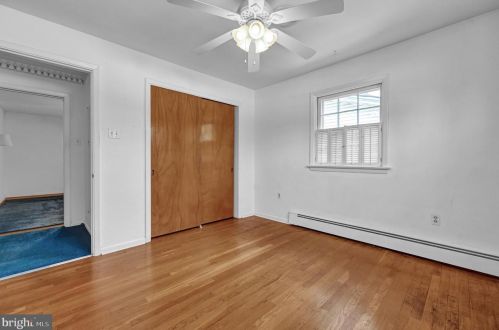 214 Charles St, Hanover PA 17331-2204 exterior