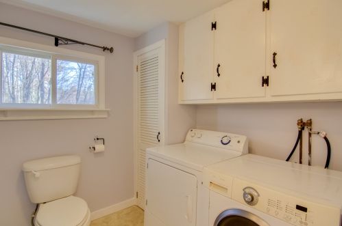 11 Bow Bog Rd, Concord NH 03304-4001 exterior