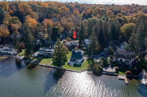 172 Shore Trl, Sparta NJ  07871-2107 exterior